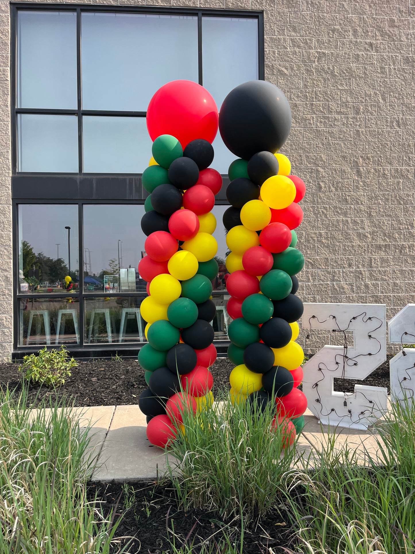 Column with big balloon on top